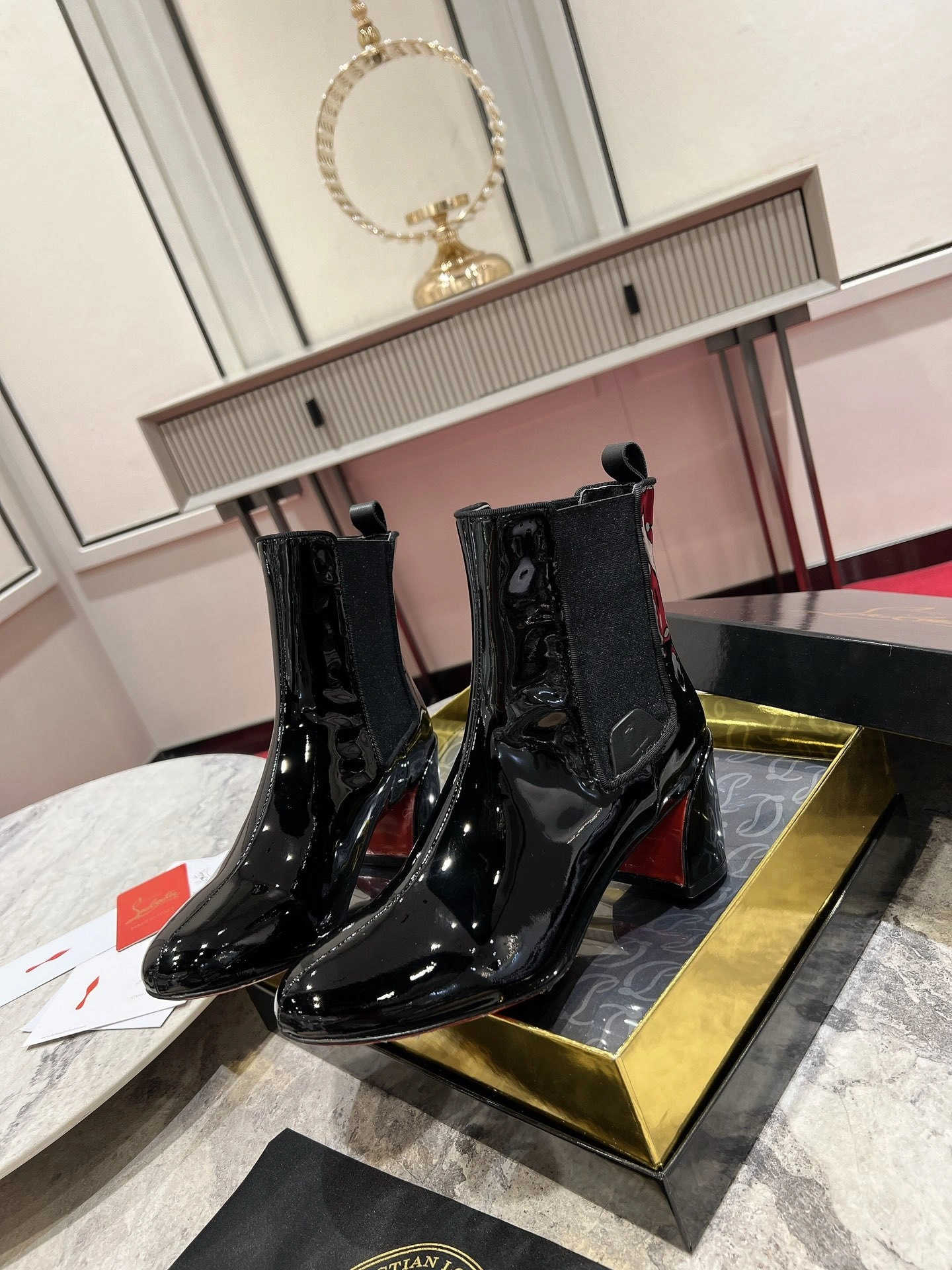 COCO--- 3230460BK01 5.5cmHeel height Turelastic Calfskin item：C-X062L1208R